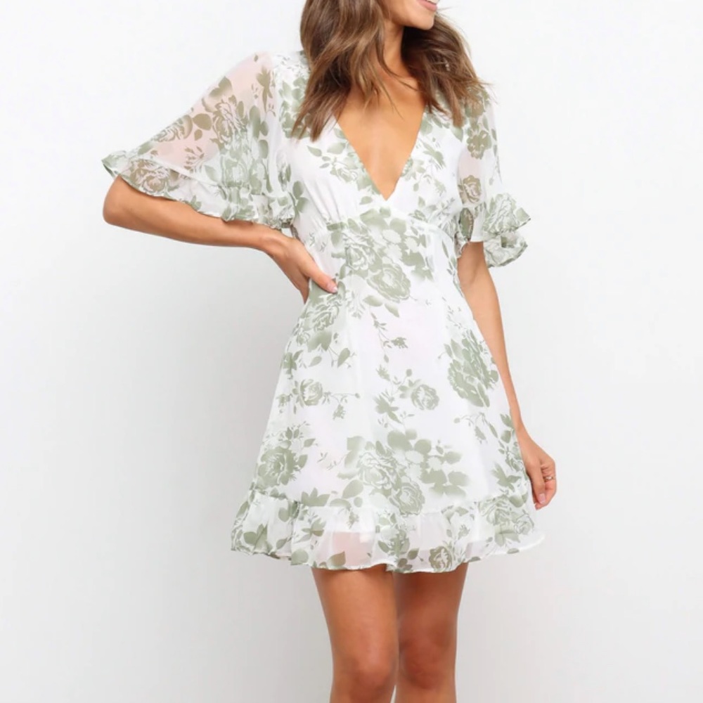 Petal & Pup Green Floral Backless Dress